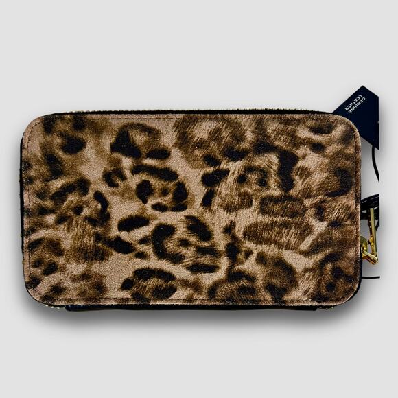 Aimee Kestenberg Wristlet Wallet RFID Leopard Print Glam Zip Clutch New - Picture 4 of 5